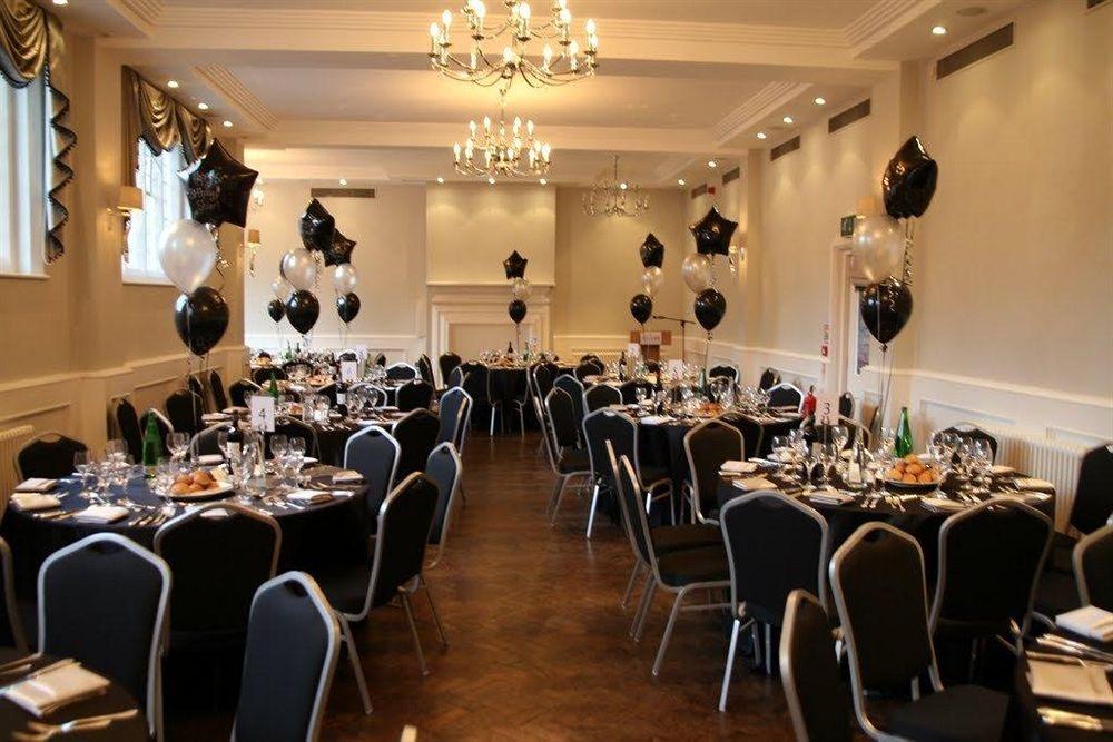 The Pillar Hotel London Restoran foto