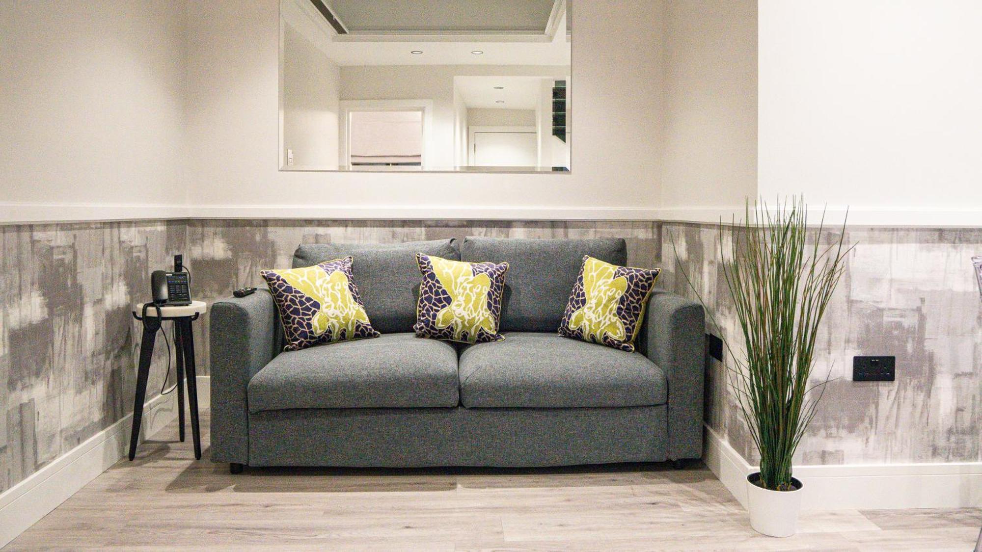 The Pillar Hotel London Bagian luar foto
