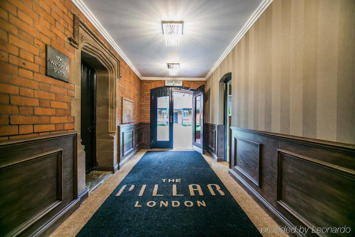 The Pillar Hotel London Bagian luar foto