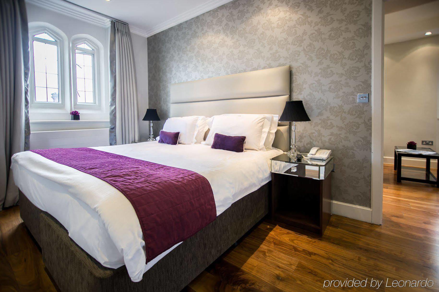 The Pillar Hotel London Bagian luar foto
